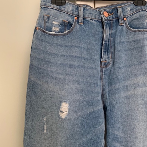 BDG Mom High Rise Jean - Urban Outfitters - Picture 5 of 12